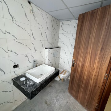 Bathroom in 3.5 BHK Apartment at Experion Capital, Vibhuti Khand – for Sale