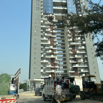3.5 BHK Apartment – Exterior View View at One Oak Atmos, Vibhuti Khand - for Sale