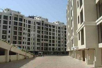 3 BHK Apartment – Exterior View View at Gundecha Sunflower, Kandivali East - for Sale