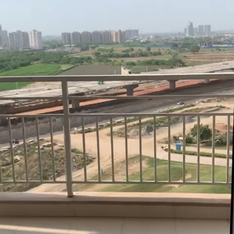 Balcony, puri-emerald-bay 3.5 Bedroom 2450 Sq.Ft. Apartment In Dhanwapur Gurgaon 7249342