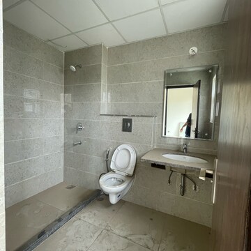 Bathroom in 4 BHK Villa at BPTP Amstoria, Sector 102 – for Sale