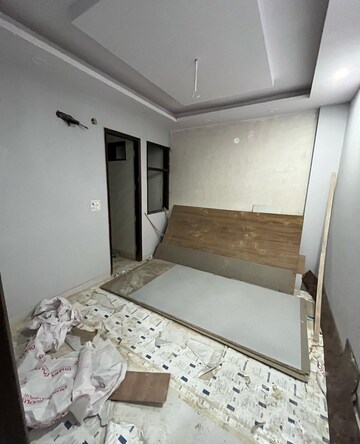 Master Bedroom in 2 BHK Builder Floor at Paschim Vihar – for Sale
