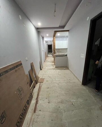 Building Lobby in 2 BHK Builder Floor at Paschim Vihar – for Sale