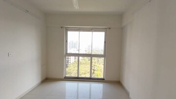 Room in 1 BHK Apartment at Godrej Tranquil, Kandivali East – for Sale