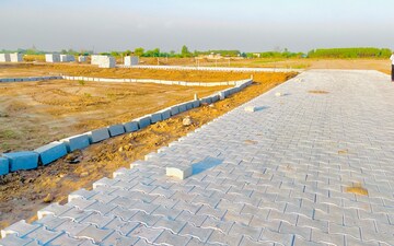 Plot For Sale in Lalru