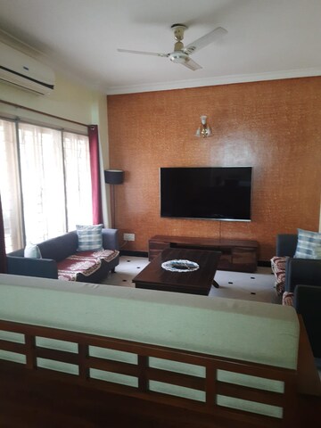 Living Room in 4 BHK Apartment at DLF The Belvedere Park, Sector 24 – for Sale