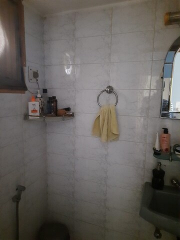 Bathroom in 4 BHK Apartment at DLF The Belvedere Park, Sector 24 – for Sale