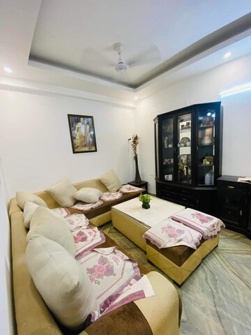 Bedroom in 3 BHK Builder Floor at Green Fields Colony – for Sale