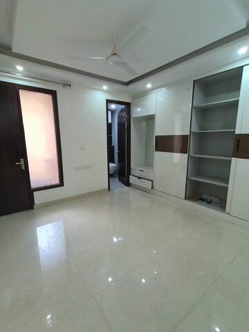 Room in 2 BHK Builder Floor at Malviya Nagar – for Sale