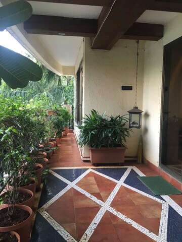 Balcony in 4 BHK Apartment at Ekta Heights Khar West, Khar West – for Sale