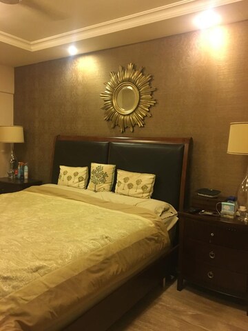 Bedroom in 4 BHK Apartment at Ekta Heights Khar West, Khar West – for Sale