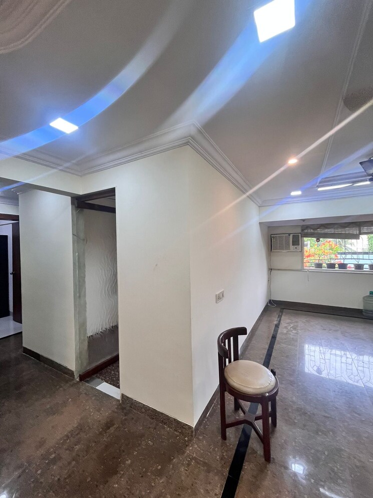 Rental 2 Bedroom 900 Sq.ft. Apartment In Andheri West Mumbai - 7251176