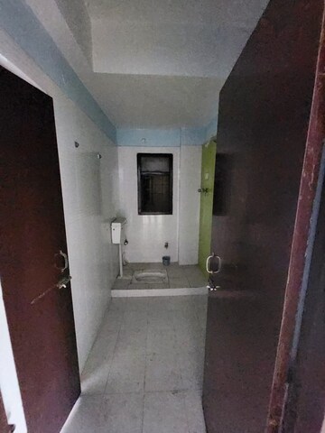 Building Lobby in 3 BHK Apartment at Gandhi Maidan – for Sale