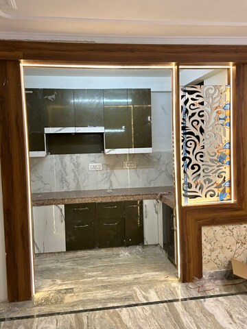 Kitchen in 2 BHK Builder Floor at Shalimar Garden Extension 1 – for Sale