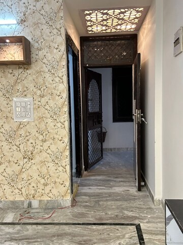 Building Lobby in 2 BHK Builder Floor at Shalimar Garden Extension 1 – for Sale