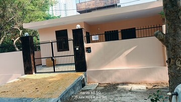 5 BHK Villa – Exterior View View at Sector 47 - for Sale