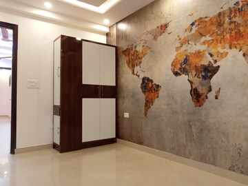 Room in 3 BHK Builder Floor at Palam Colony – for Sale
