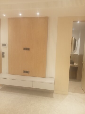 Room in 3 BHK Apartment at Sector 22 Dwarka – for Sale