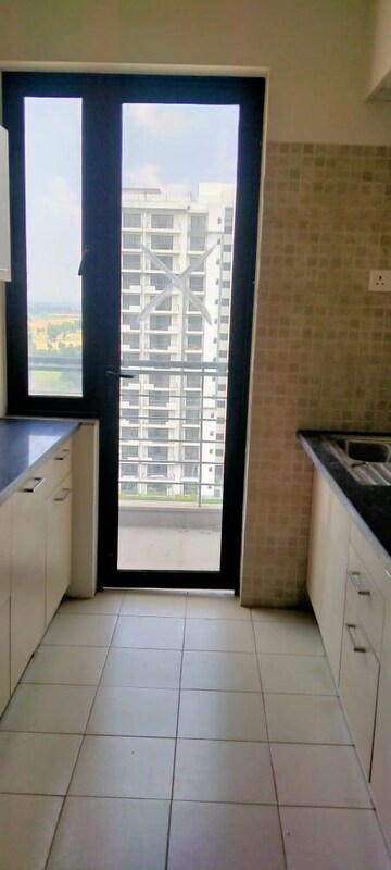 Room in 3 BHK Apartment at Godrej Oasis, Sector 88a – for Sale