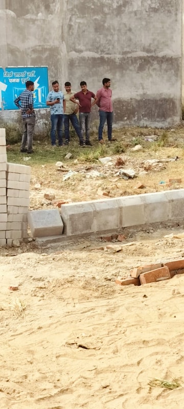 Plot Area in  Plot at Matiyari – for Sale
