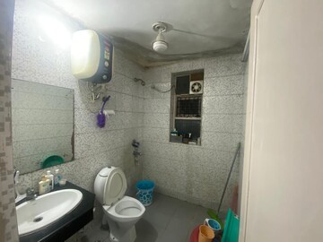 Bathroom in 3.5 BHK Builder Floor at Today Princeton Floors, Sector 51 – for Sale