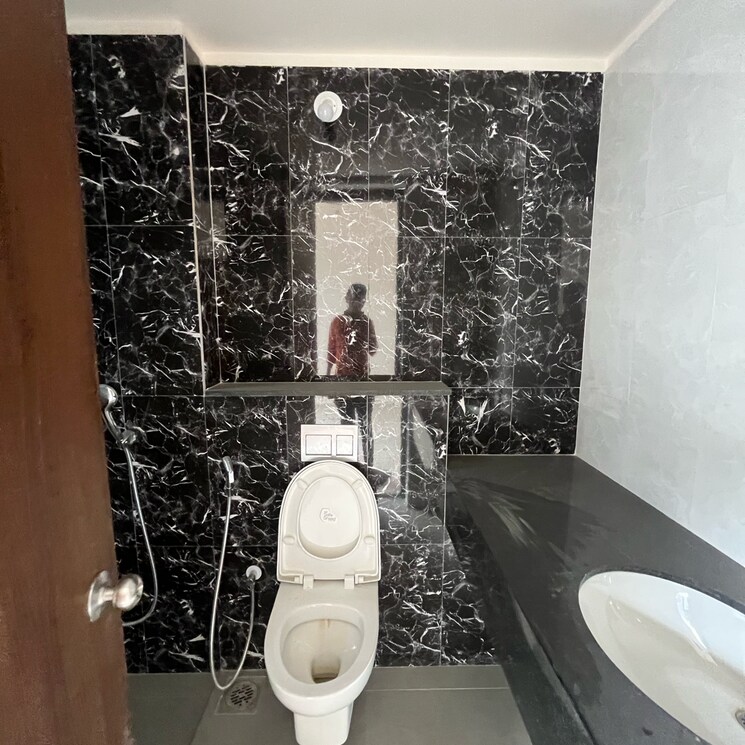 Bathroom, lodha-palava-serenity-c 3 Bedroom 1052 Sq.Ft. Apartment In Taloja Bypass Road Thane 7251720