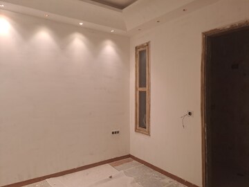 Room in 4 BHK Builder Floor at Ardee City, Sector 52 – for Sale