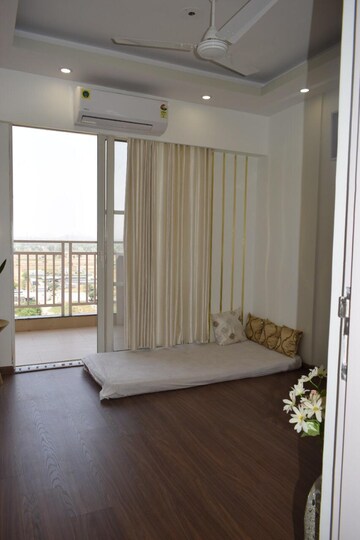 Room in 2 BHK Apartment at M3M Natura, Sector 68 – for Sale