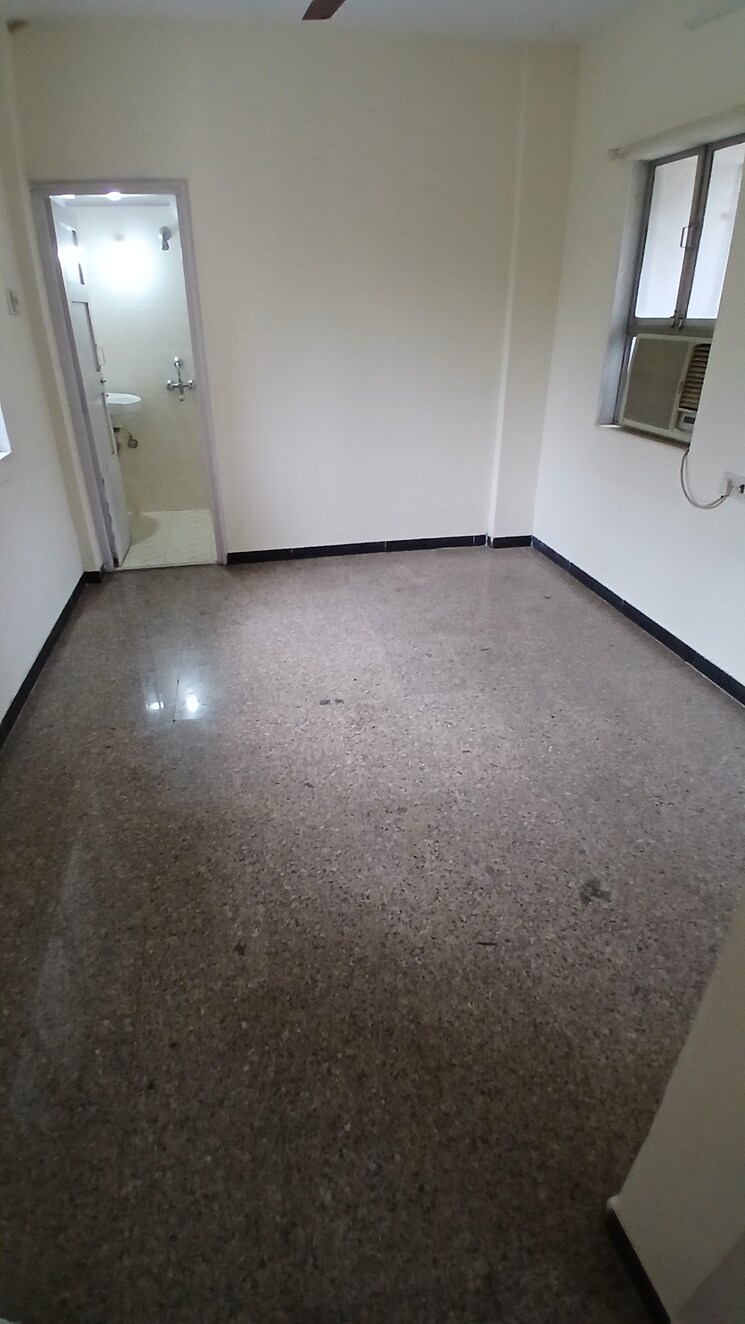 Room, hdil-dheeraj-upvan-1 1 Bedroom 600 Sq.Ft. Apartment In Borivali East Mumbai 7252245