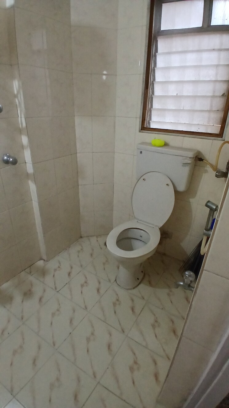 Bathroom, hdil-dheeraj-upvan-1 1 Bedroom 600 Sq.Ft. Apartment In Borivali East Mumbai 7252245