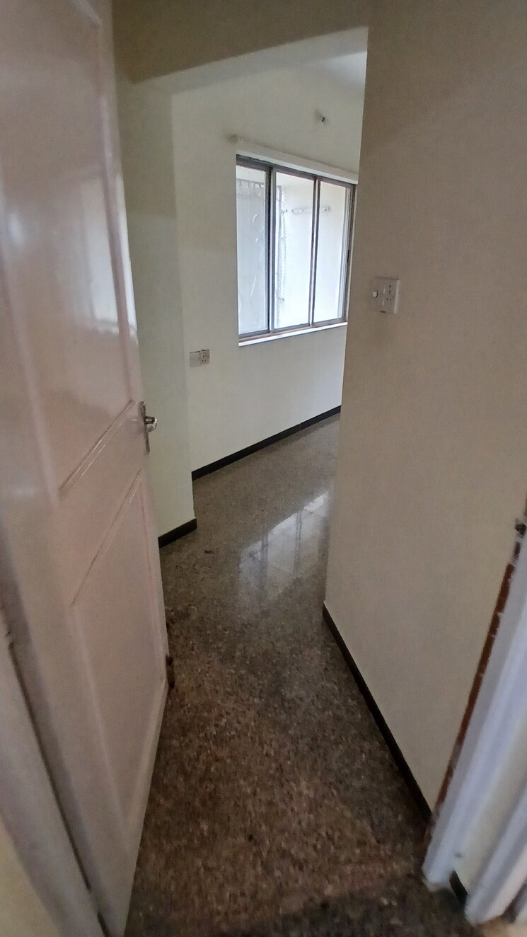 Room, hdil-dheeraj-upvan-1 1 Bedroom 600 Sq.Ft. Apartment In Borivali East Mumbai 7252245