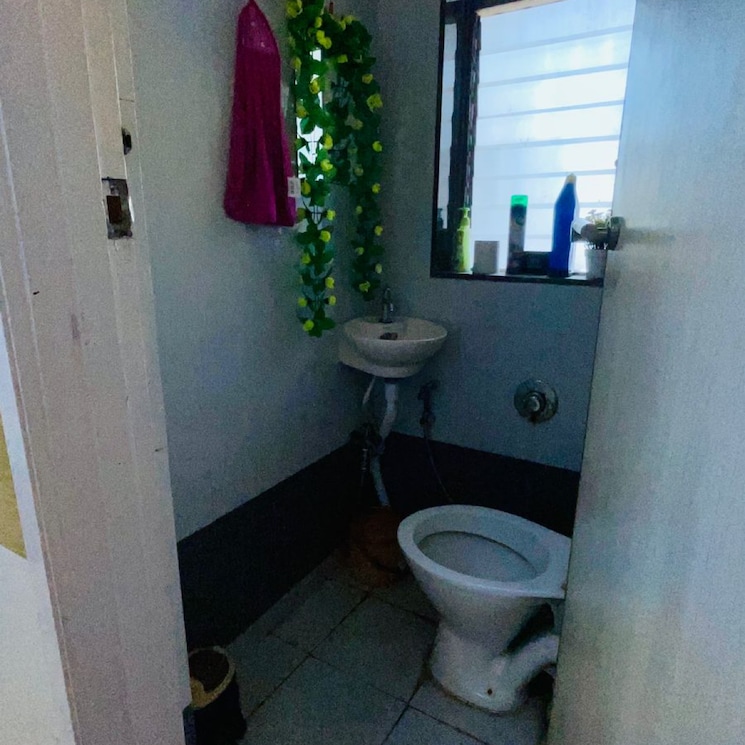 Bathroom, dudhwala-aqua-gem-tower 1 Bedroom 350 Sq.Ft. Apartment In Tarwadi Mumbai 7252577