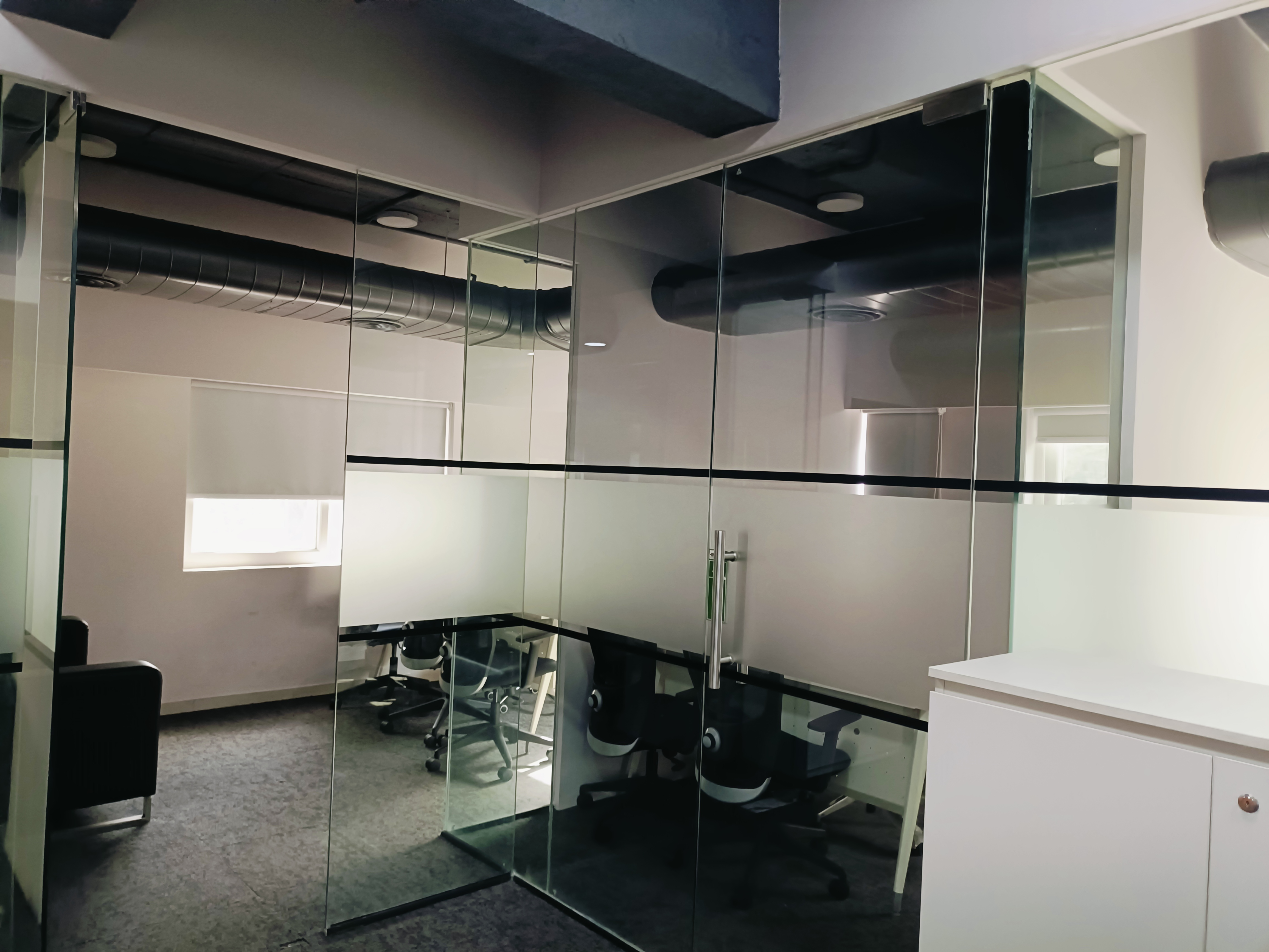 Commercial Office Space 2700 Sq.Ft. For Rent in Madhapur Hyderabad  7252684