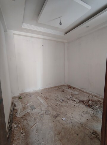 Bedroom in 2 BHK Builder Floor at Sector 73 – for Sale