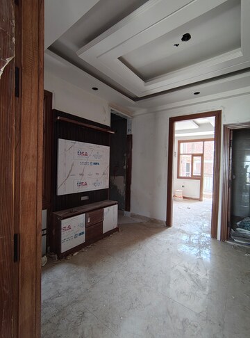 Living Room in 2 BHK Builder Floor at Sector 73 – for Sale