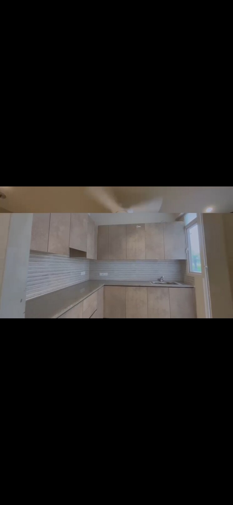 Bathroom, smart-world-gems 2 Bedroom 1103 Sq.Ft. Apartment In Sector 89 Gurgaon 7252949