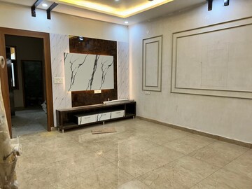 Room in 4 BHK Independent House at Raj Nagar Extension – for Sale