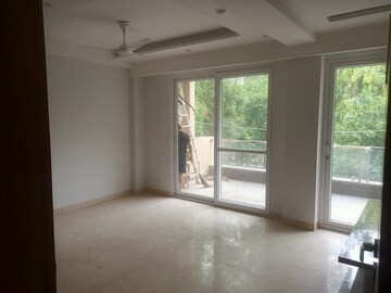 Room in 3 BHK Builder Floor at Janakpuri – for Sale
