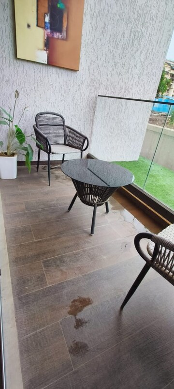 Master Bedroom in 2 BHK Apartment at Damji Shamji Mahavir Vista Point, Pokhran Road No 2 – for Sale