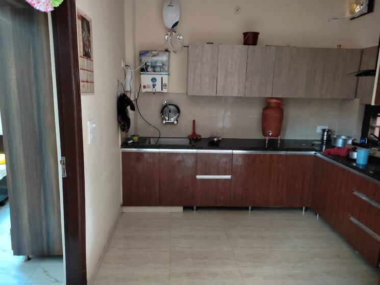 Bathroom, hsiidc-complex 3 Bedroom 1768 Sq.Ft. Apartment In Sector 19 Gurgaon 7253673