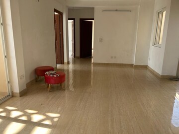 Room in 3 BHK Apartment at Purvanchal Royal City II, Chi V Greater Noida – for Sale