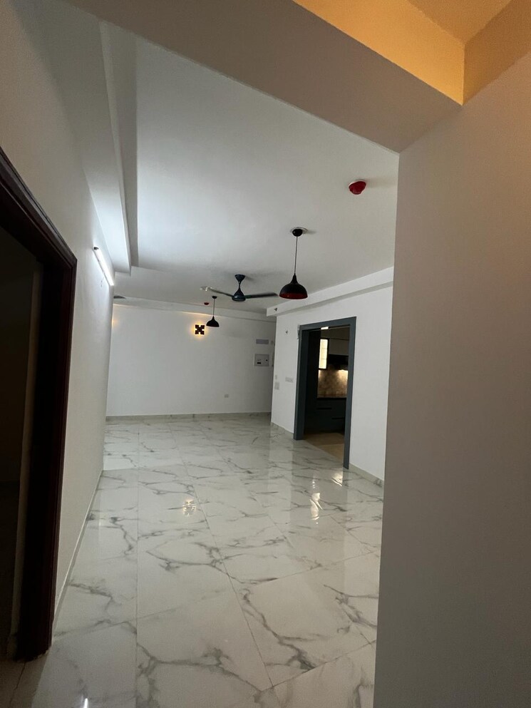 Room, purvanchal-royal-city-ii 3 Bedroom 1815 Sq.Ft. Apartment In Chi V Greater Noida Greater Noida 7254129