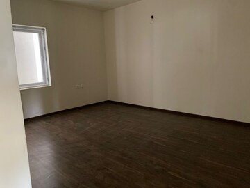 Room in 3 BHK Apartment at Green Grace, Gachibowli – for Sale