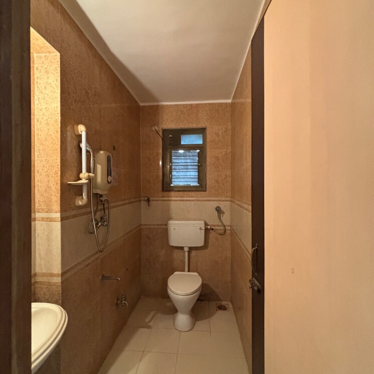 Bathroom, mahavir-universe 2 Bedroom 700 Sq.Ft. Apartment In Kukreja Mumbai 7254480