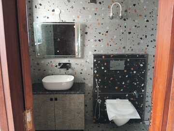 Master Bedroom in 4 BHK Builder Floor at BPTP Park Central, Sector 85 – for Sale