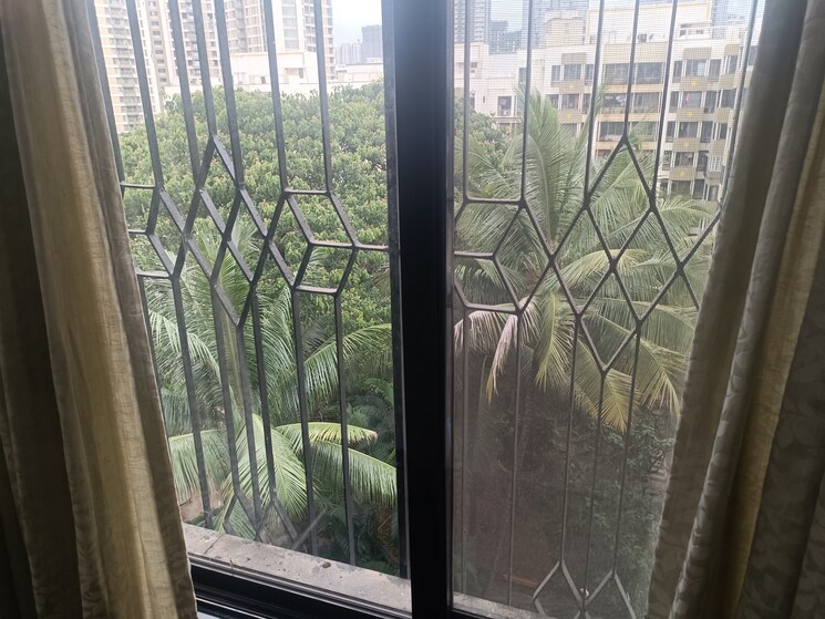 Balcony, kalpa-taru-siddhachal-iii 2.5 Bedroom 850 Sq.Ft. Apartment In Vasant Vihar Thane 7254658