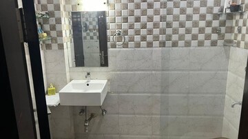 Bathroom in 3.5 BHK Apartment at SS Mayfield Gardens, Sector 51 – for Sale