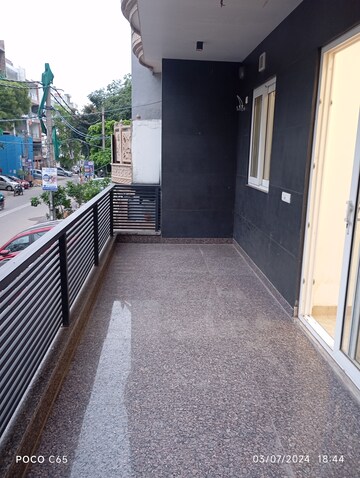Balcony in 3 BHK Builder Floor at Shalimar Bagh – for Sale