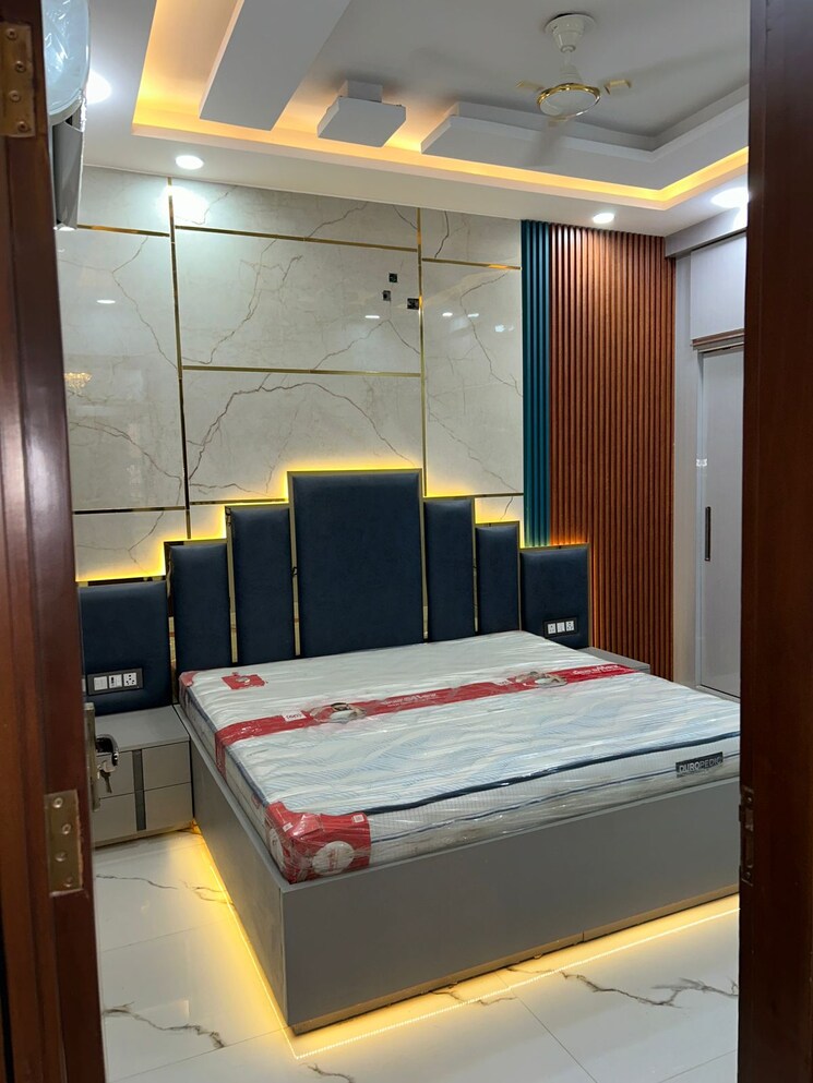 Bedroom, uttam nagar 3 Bedroom 115 Sq.Yd. Builder Floor In Uttam Nagar Delhi 7255285
