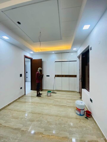 Bedroom in 3 BHK Builder Floor at Green Fields Colony – for Sale